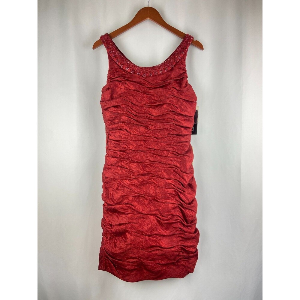 NWT Cachet Women's 10 Red Bodycon Dress Beaded Satin Ruched Mini Y2K Party Scoop